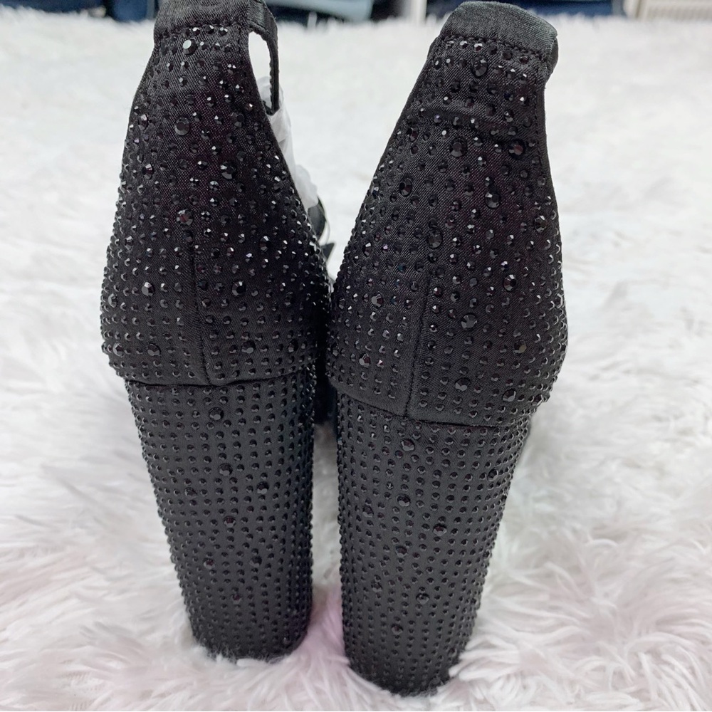Express Rhinestone Closed Pointed Toe Platform Pumps - Picture 5 of 10